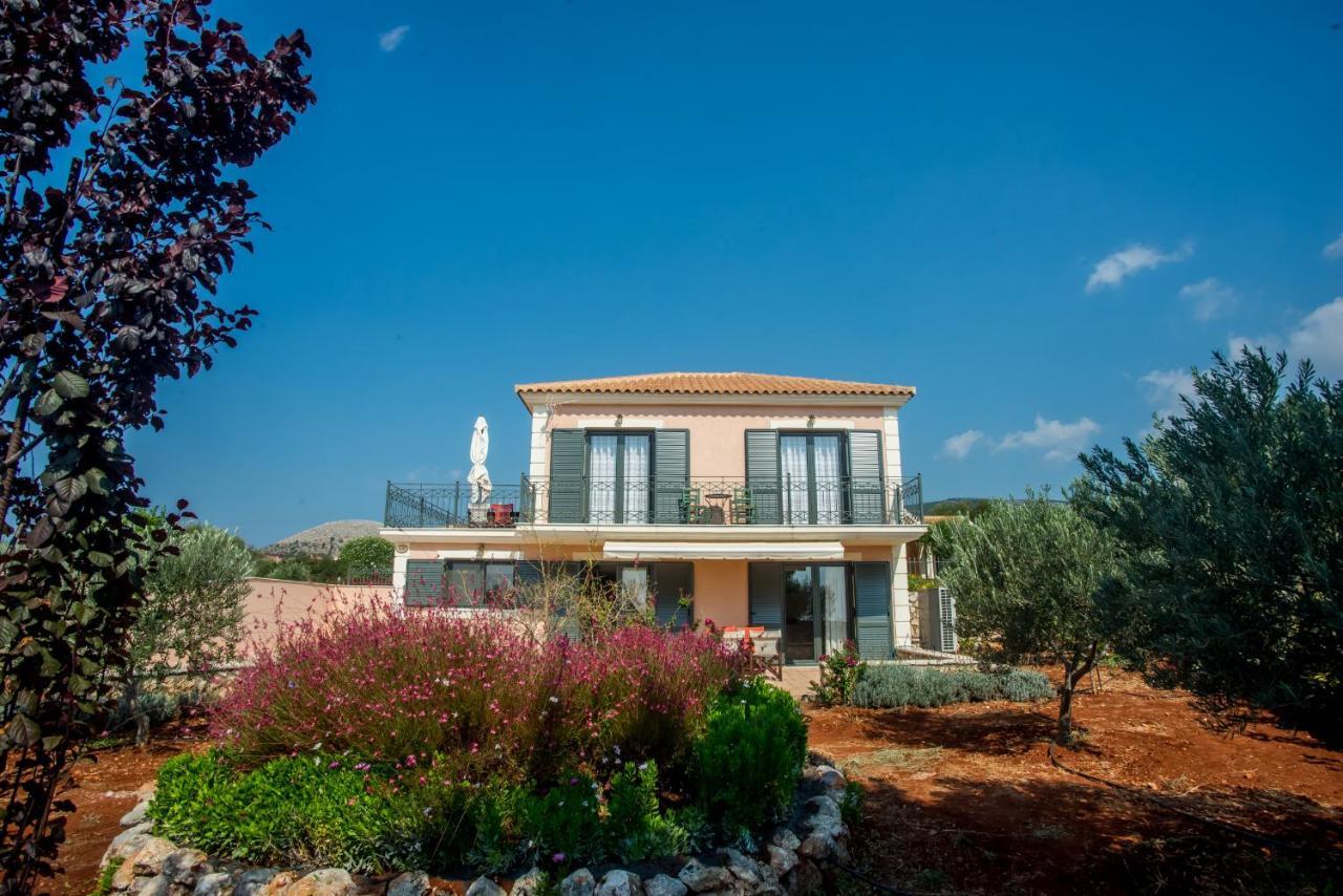 Korallis Villas Karavados Exterior photo